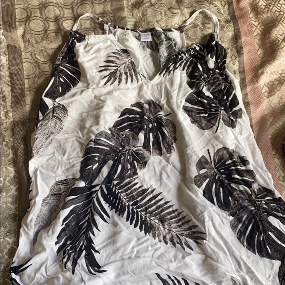 Old navy black and white halter top